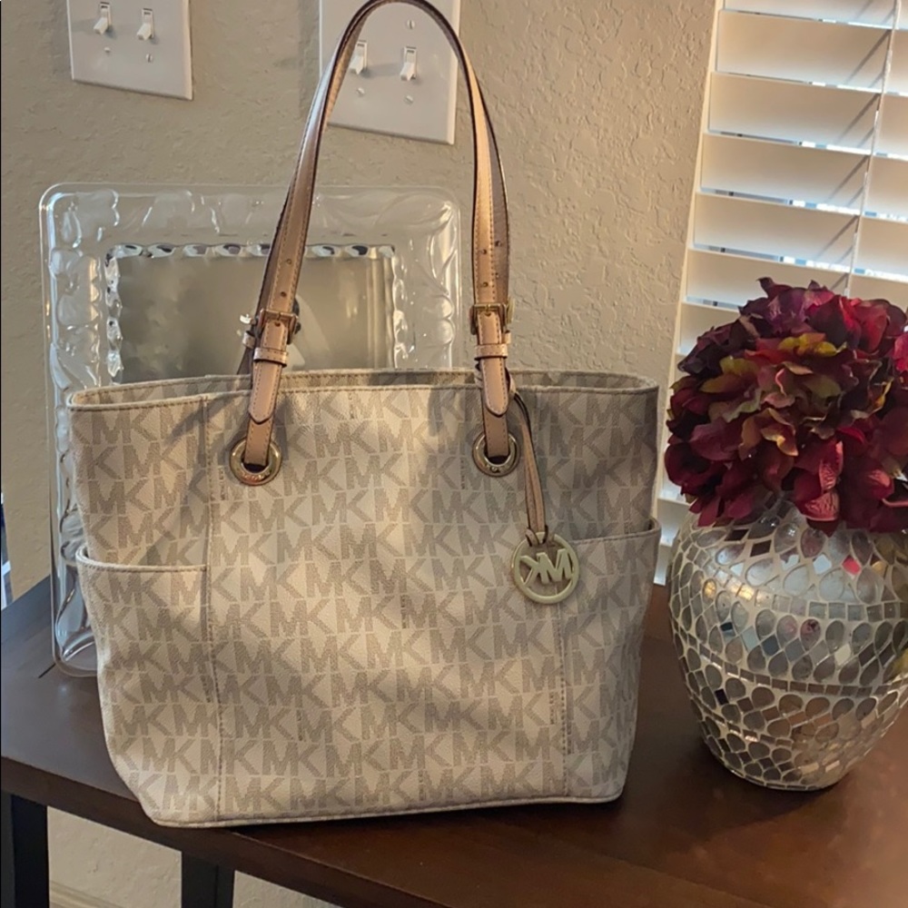 Michael Kors Tote